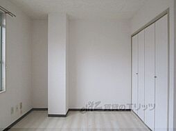 サテンドール草津 303 2階1Kのリビング/ダイニング