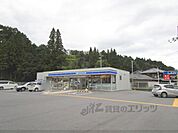 ローソン　信楽町勅旨店まで1200メートル