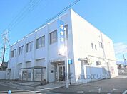 滋賀銀行　日野支店まで2100メートル