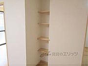 リビング収納棚