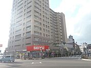 西友　守山店まで320メートル