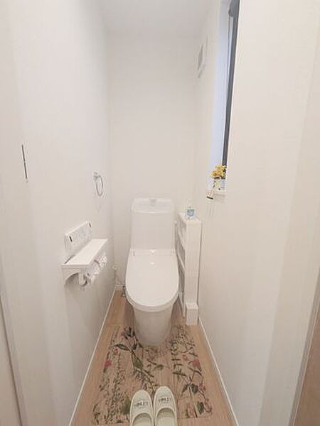 トイレを拡大表示