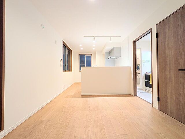 リビング/ダイニング 板橋区板橋4丁目49-24