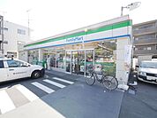 ファミリーマート上作延店 徒歩6分。コンビニ 420m