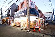 トモズ 482m
