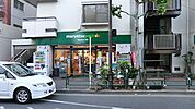 24時間営業！清潔感があり、早朝や夜遅くでも営業してるため利用しやすいスーパーです。