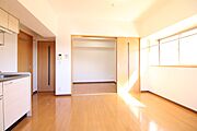 現状のお部屋と相違がある場合は現状を優先させて頂きます。