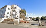厚木市立森の里小学校 徒歩9分。 710m