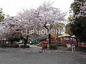 東柏ケ谷近隣公園 徒歩16分。 1230m
