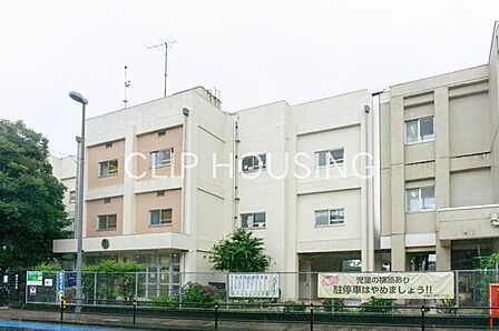 大和市立林間小学校 徒歩13分。 970m