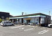 ファミリーマート岐南薬師寺店 300m