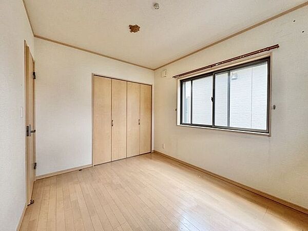 洋室を拡大表示