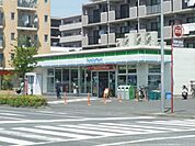 ファミリーマート 90m