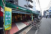 マルエツ連雀町店 徒歩7分。 550m