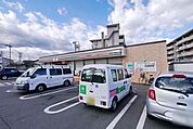 セブンイレブン入間市野田店 302m