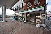 ファミリーマート大野東松山駅東口店 318m