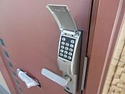 ★鍵いらずの電子ロック式★