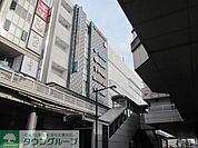 アレアレア2 徒歩5分。ショッピングセンター 330m