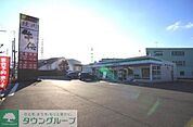 ファミリーマート八王子石川町店 徒歩4分。コンビニ 300m