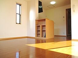 ジュネスドミール 2階ワンルームのリビング/ダイニング