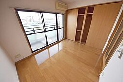 グランドイーストII 2階1Kのリビング/ダイニング