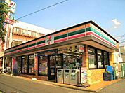 セブンイレブン 713m