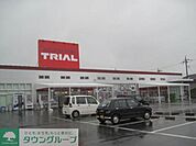 トライアル 徒歩9分。ディスカウントショップ 660m