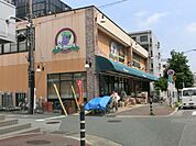 ワイズマート幕張本郷店 611m