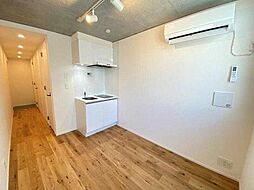 crostone大山 402 4階ワンルームのリビング/ダイニング