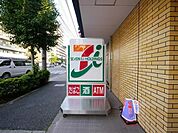 セブンイレブン板橋志村坂上駅前店 202m