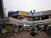 ゲオ板橋本町店 854m