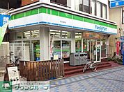 ファミリーマート鵠沼海岸店 徒歩2分。コンビニ 160m