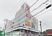 ヤマダ電機LABI大船 徒歩11分。ホームセンター 810m