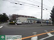ファミリーマート円行二丁目店 徒歩2分。コンビニ 150m