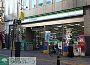 ファミリーマート藤沢駅北口店 徒歩3分。コンビニ 220m