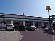 ファミリーマート辻堂神台店 592m