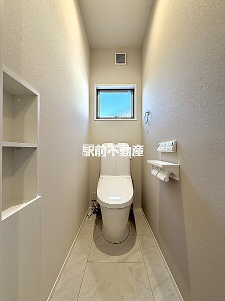 トイレを拡大表示