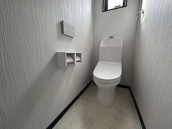 トイレを拡大表示