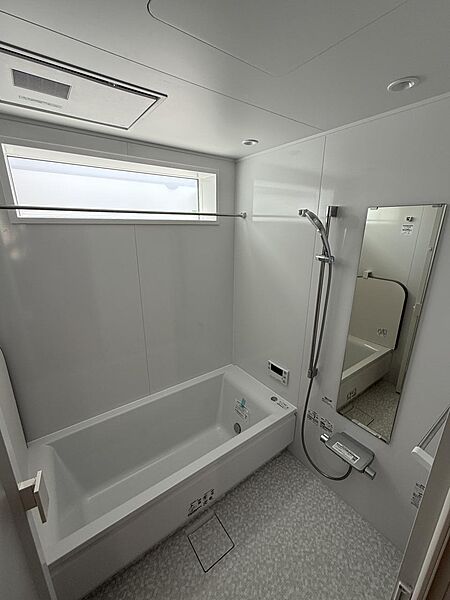 浴室を拡大表示