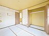 洋室：リフォーム中/2階東側洋室/6帖　フローリング重張、壁天井クロス張替、建具交換を行う予定です。