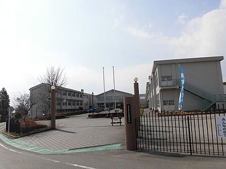 富士宮市立富士根南小学校 富士根小学校まで約1500m(徒歩21分)