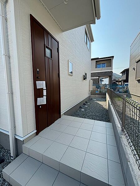 玄関を拡大表示