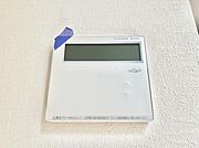 スイッチ1つで一定量の湯を浴槽に張ったり、保温や追い焚きが可能！
