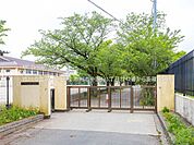 中学校 1750m 市川市立第一中学校