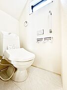 トイレは1階と2階それぞれに配置されていてとても便利です。 