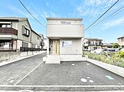 ◆1～3号棟◆～Exterior～ 閑静な住宅地で子育て家族にピッタリ。 毎日のお散歩も快適な緑に恵まれたエリアで、自然に包まれた穏やかな暮らしを実現するための、ゆとりある住環境が整っています。