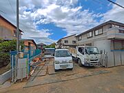 ～Exterior～　周辺には学校や買物施設もあり生活、子育てに適した環境が広がっています！「永住地」として、物件のご見学だけではなく、周辺の環境や通学できる学校についてもご相談ください！