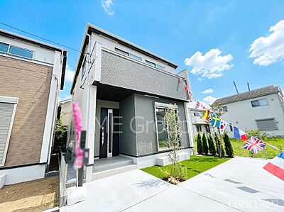 外観：◆C号棟◆～Exterior～　一戸建ての大きなメリットは、自分達の「土地」を「自由に」使える事です。ガーデニングやＤＩＹ，車やバイクの趣味など様々な用途で利用できます。