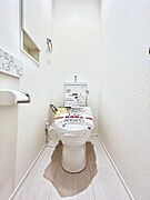 トイレは1階と2階それぞれに配置されていてとても便利です。 