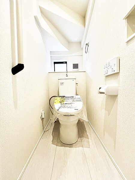 トイレを拡大表示